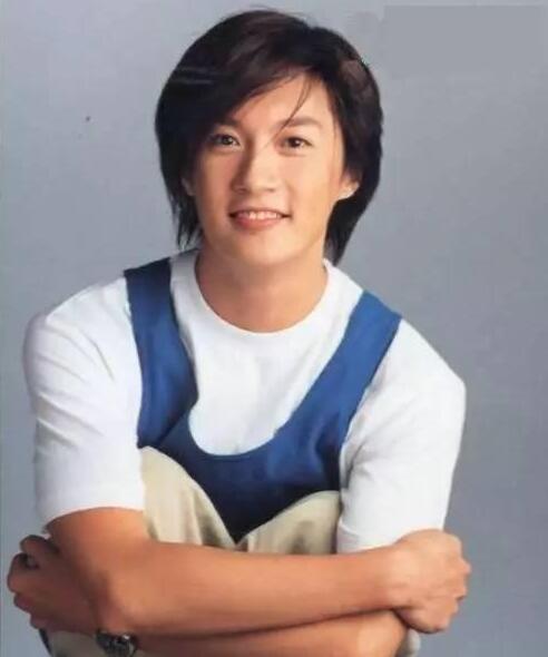 迟帅|与姚笛相恋7年被分手，暴瘦20斤后被传出柜的迟帅，近况如何