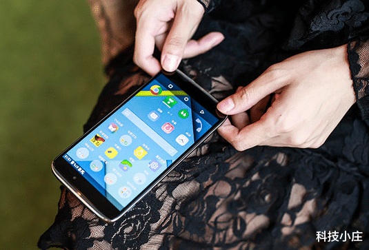 #中国移动#中国移动不再“抠门”？5年没换号的老用户，将获得这3大特权！