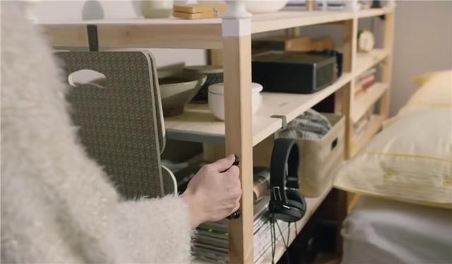 【】10㎡能做什么？宜家可打造多功能卧室，床体侧面可收纳6双鞋子