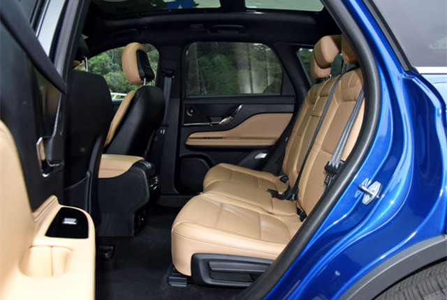 林肯|预算25万,买汉兰达不如它,2.0T+四驱标配8气囊,安静似图书馆