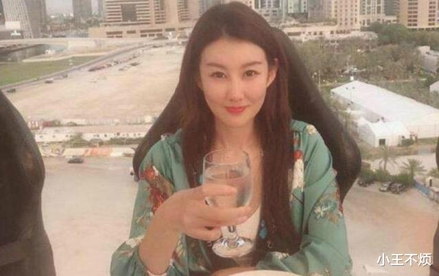 王宝强|王宝强将娶美女模特冯清,马蓉急了:他结婚我不同意