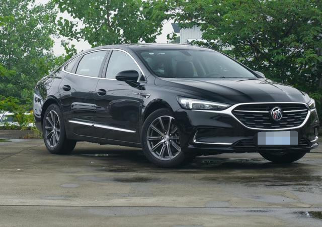 别克君越|40万的档次只要18.6万，全系9AT，比E级有档次，还看啥雅阁