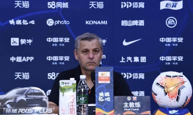 花旗|国安头号罪人？摆3中卫怪阵+换人不果断！球迷暴怒：带着金玟哉滚蛋