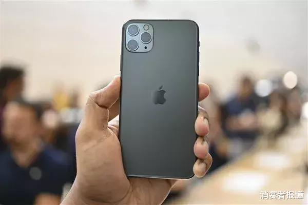 vivo|iPhone 12“翻车”？多人投诉信号差无服务，用户各出奇招难解决