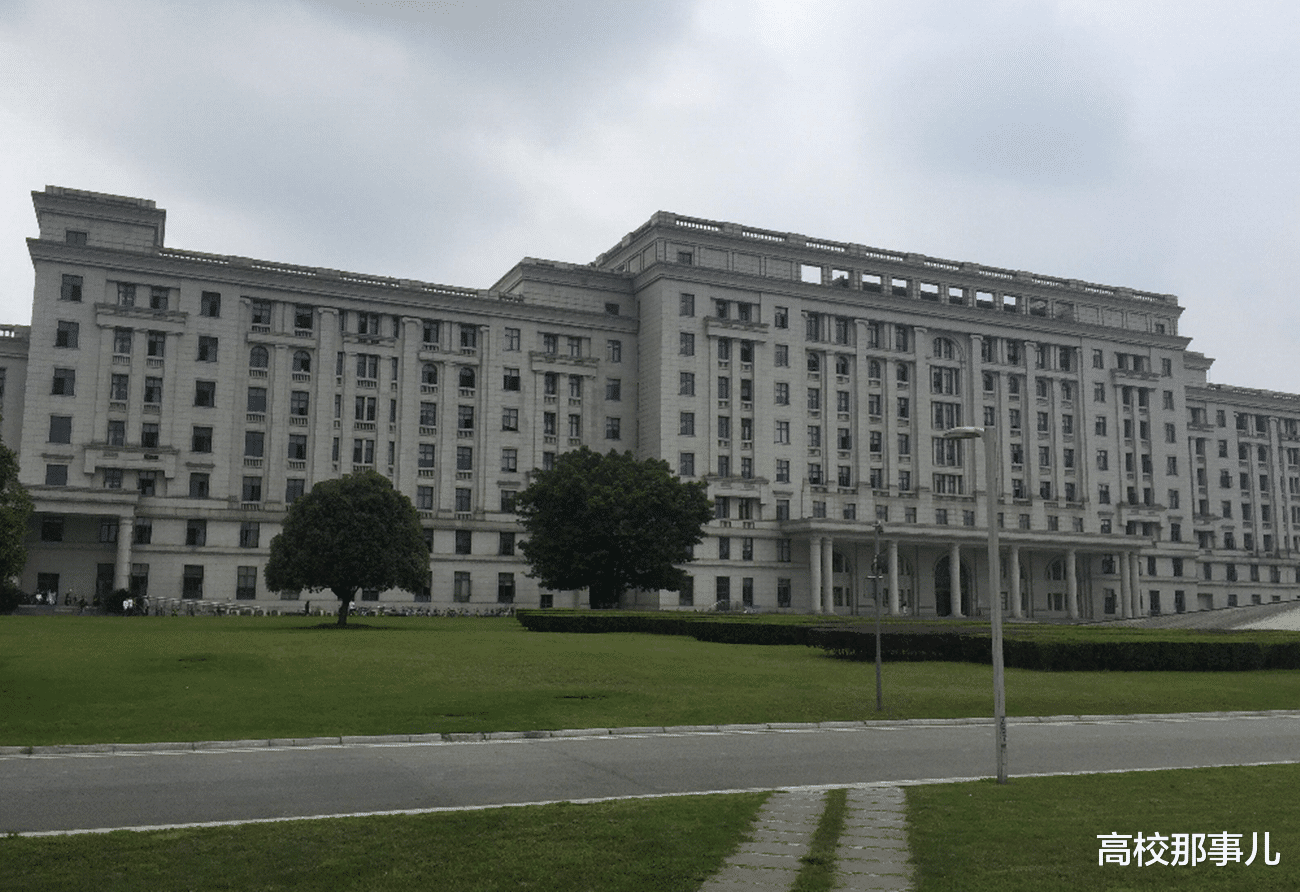 清华大学|中国大学的“6个档次”,考上前3个档次的学生,必能出人头地