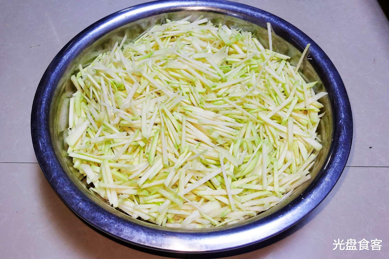 萝卜|冬天，遇到这菜我从不手软，一次性囤30斤，随吃随取，可以吃半年