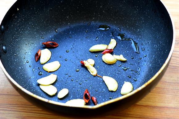 杏鲍菇|夏天上火易便秘，此菜被称“推粪机”，清肠刮油，大肚腩变平坦了