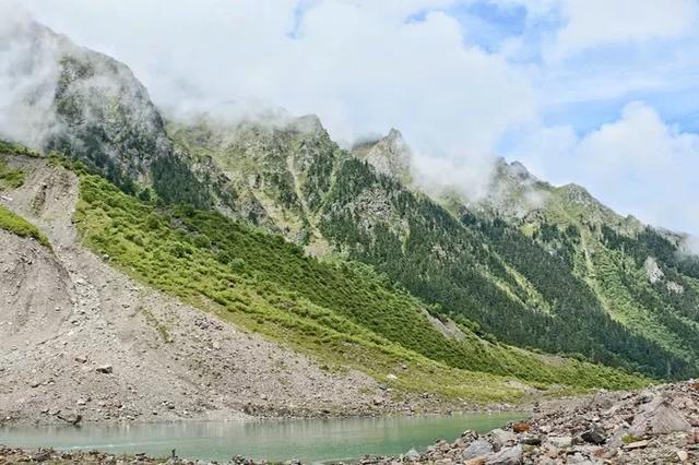 天池|国内九大绝美湖泊，美到不敢相信自己的眼睛！不去看看，后悔一生