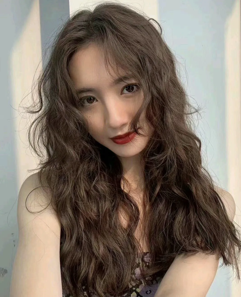 发型|九月这21款发型会火，一看就不一样，剪完不后悔