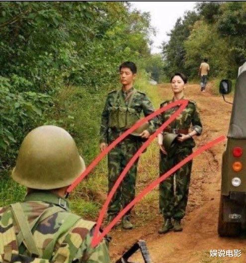 肖战|肖战新剧路透照曝光，网友嘲又土又丑，恶意满满