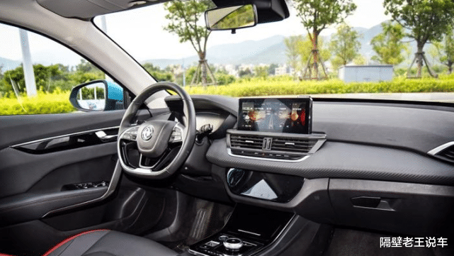 东风风神@?年轻人又一台“轿跑”！不到7万比思域厚道，大溜背+四轮独悬，性价比超高