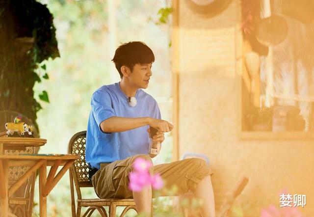 「肖战」那个保护了大半个娱乐圈的何老师，因为肖战，被网暴了