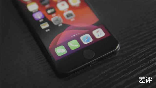 『三星』iPhone SE,华为P40和三星Galaxy S20,三款小屏手机测评!