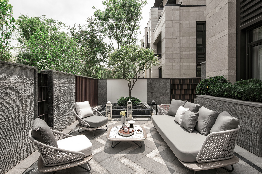 |1楼“花园庭院”设计，没大别墅，也可以买个底楼的房子造花园