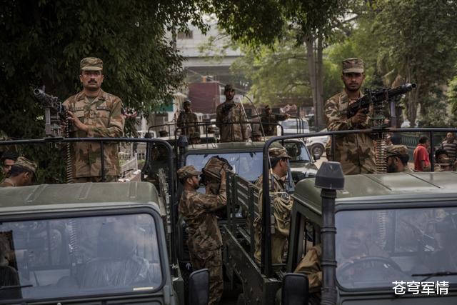 「印度」战争一触即发！印20万大军部署到位，数百架战机已飞临前线