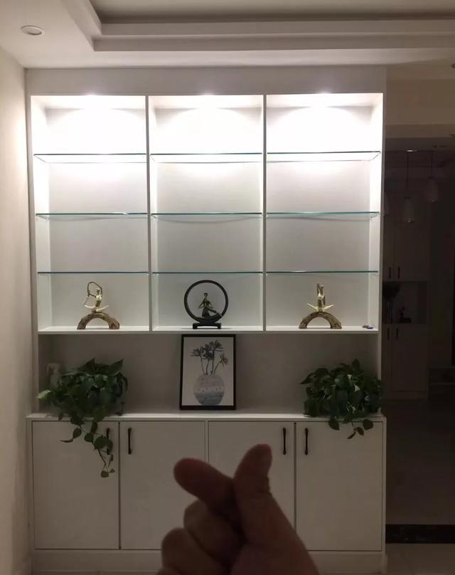 |媳妇心很大，不找装修公司，直接在楼下找工人装修，仅花了6万