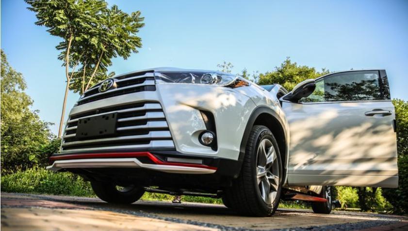 丰田汉兰达|30.6万提辆丰田汉兰达值吗？用车1560公里后，车主说了一句大实话