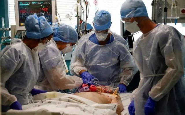 吉利汽车|警惕！全球多地出现新冠疫情第二波，超市再次被抢空...