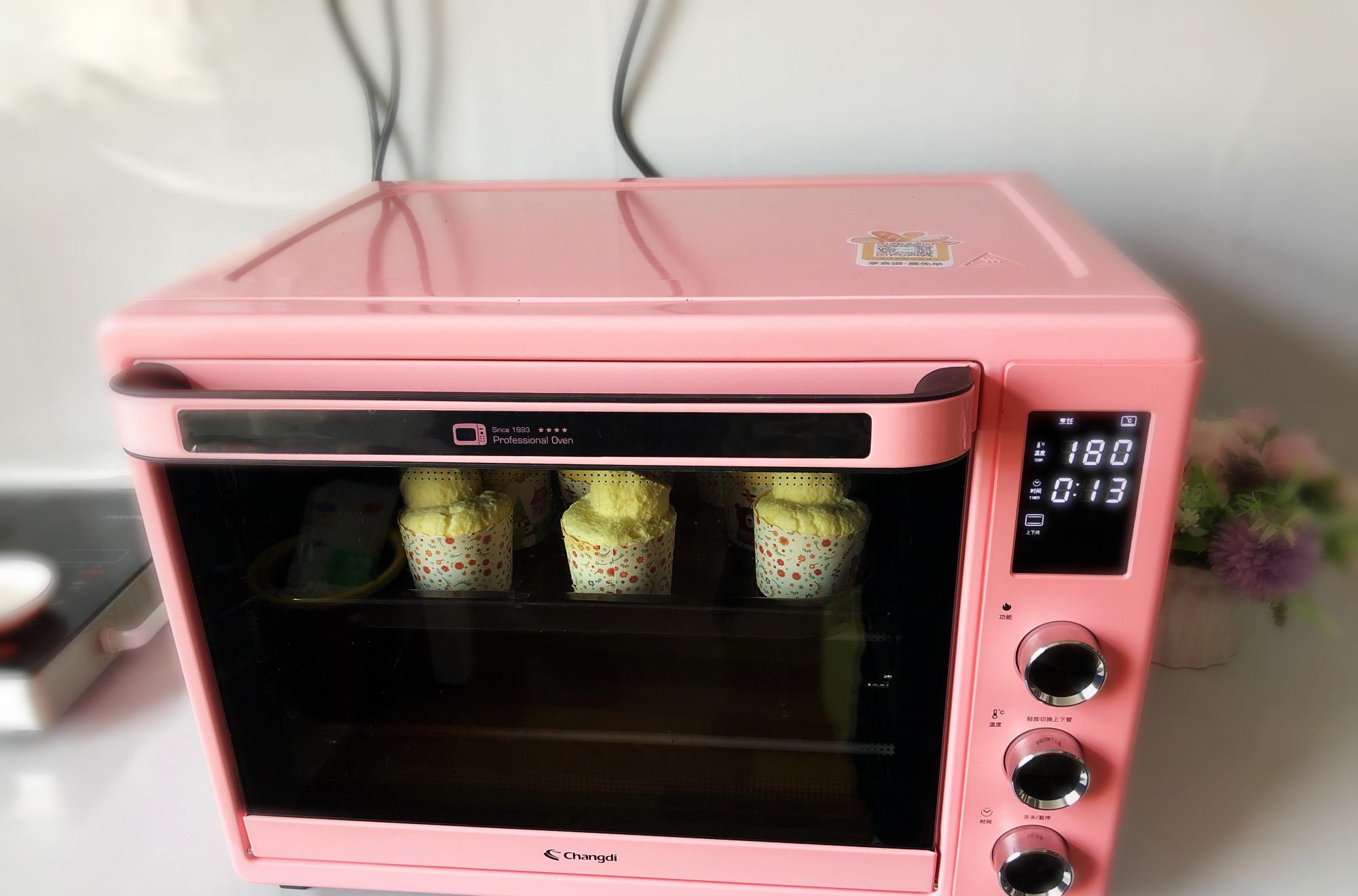 『蛋糕』烘焙店最火的粑粑蛋糕，排长队没买上，在家做外酥里糯，好吃哭了