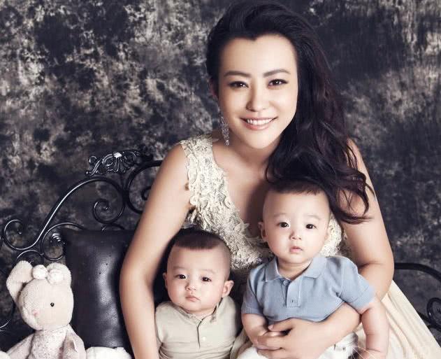 [王宝强]与邓超分手之后，二婚嫁李光洁，嫁富豪生双胞胎，41岁再次单身