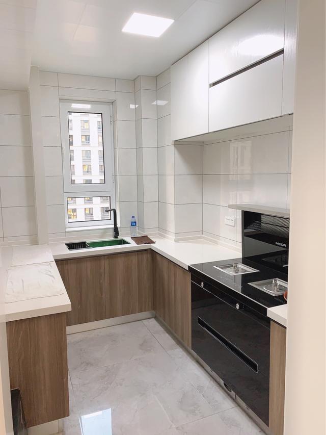 「」刚完工的新房，全房简约风装修，不做电视墙，简洁又舒适，晒晒！