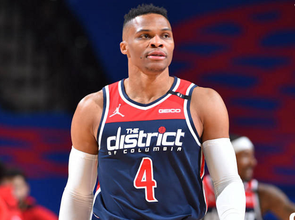 比爾|17記三分拒絕逆轉！比爾空砍60分，威少傷退，東部王炸成笑話！