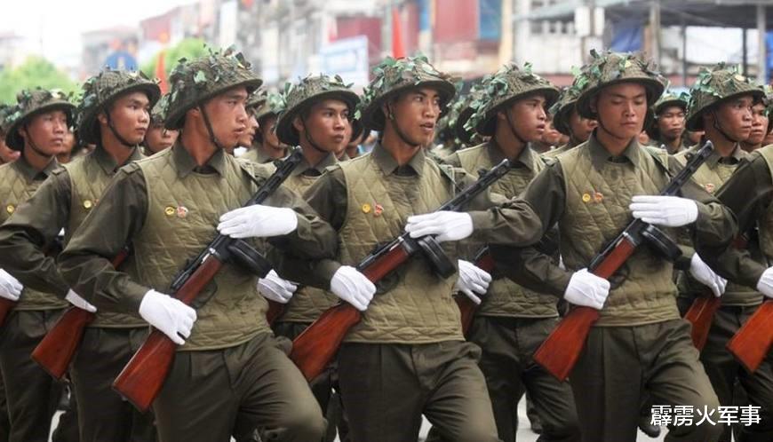 「日本」甘当第二个日本？又一个邻国抛弃65年前悲剧，直接抱住美国大腿