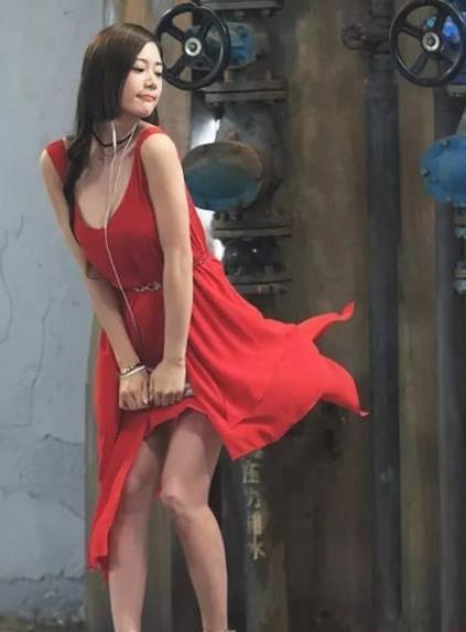 【李成敏】她是“亚洲第一美女”,在韩国被曝丑闻混不下去,来中国吸金变女神