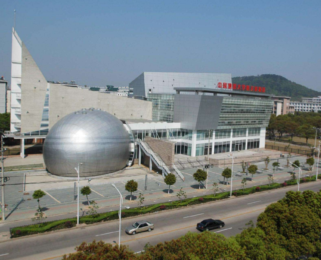 填报志愿|高三老师忠告:高考填报志愿前,这三件事要先做好,关乎自己录取