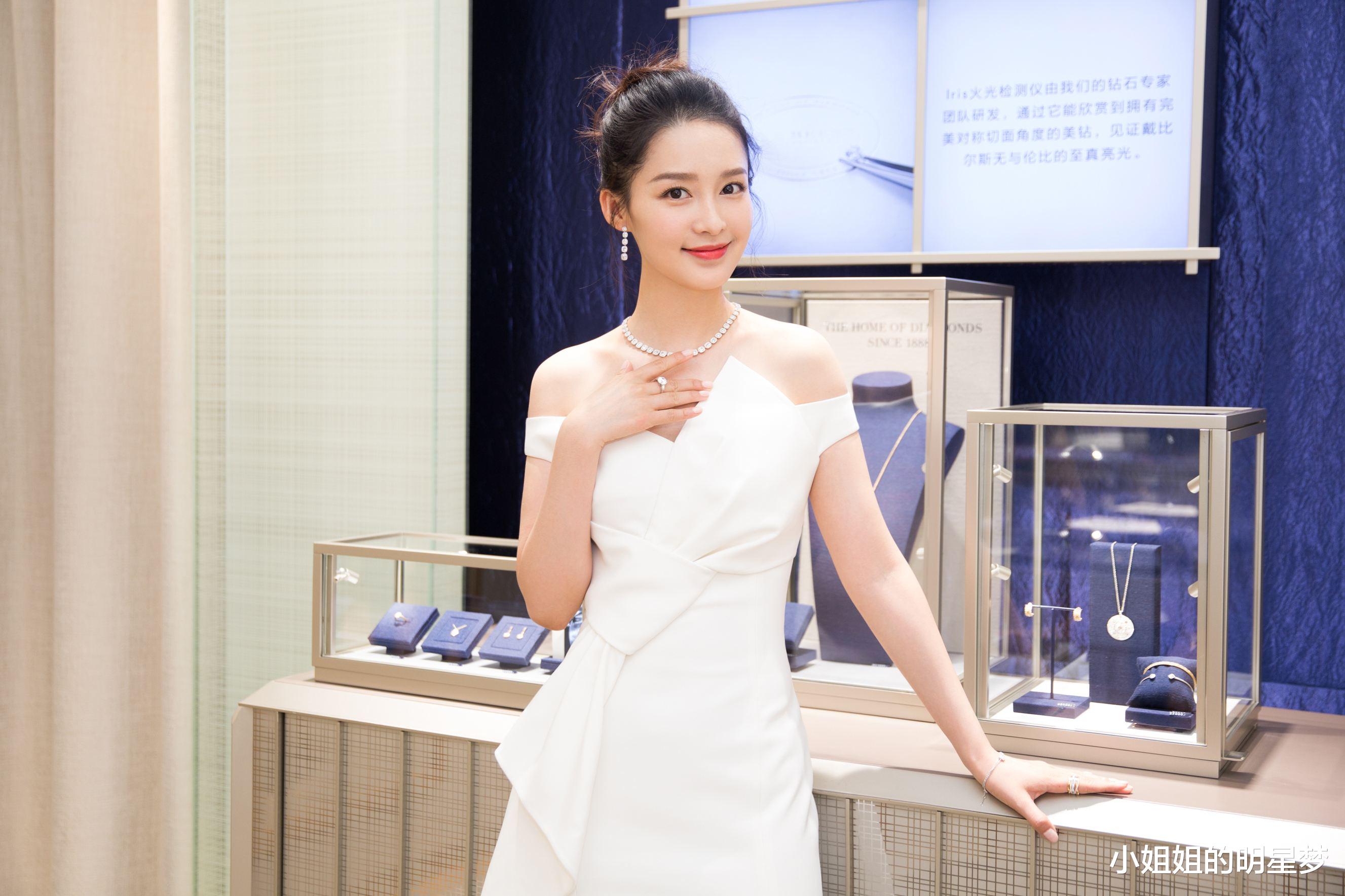 杨洋|李沁杨洋悄悄复合？翻脸宋茜抛弃乔欣后，他终于收心了！