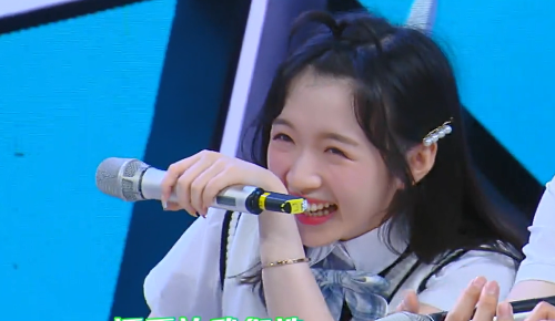 快乐大本营：快乐大本营下期：李浩菲终于离开了，将由另一位熟人代替，万众瞩目