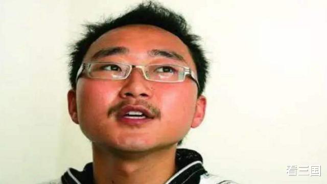 作文|高考怪才黄蛉：作文像“鬼画符”，只得6分，却被985名校录取