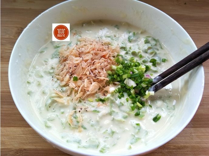 「面食」春季多吃蔬菜早餐饼,手不沾面,筷子一搅,营养又美味,太好吃了