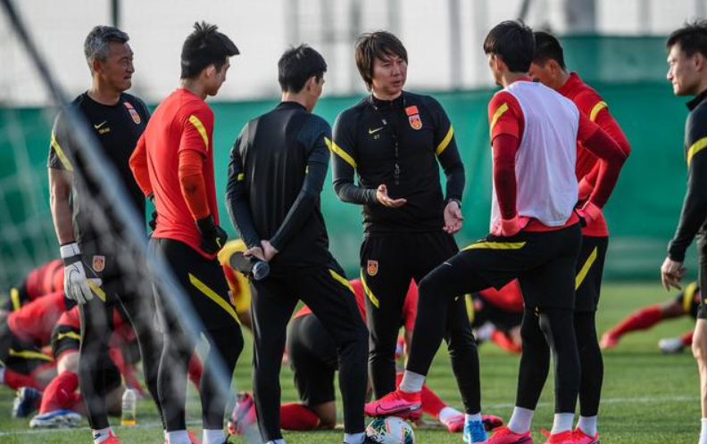 『国足』李铁运气真好！国足冲击2022世界杯迎重大突破，国际足联送喜讯