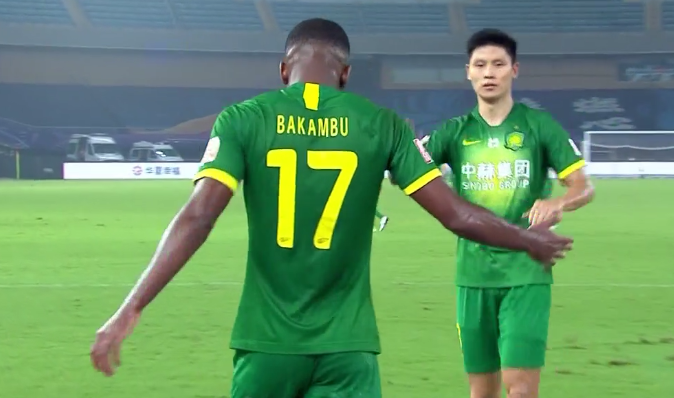 北京国安|中超争议一幕：国安进球被取消！肉眼看不出越位，VAR都不划线