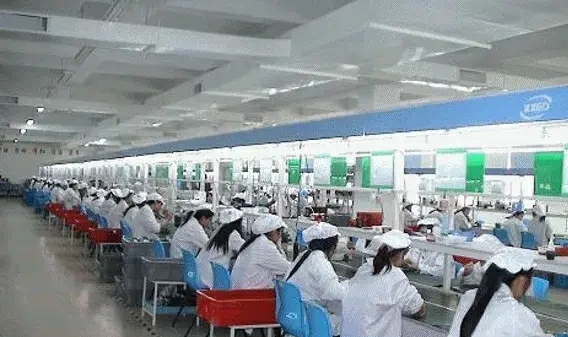 富士康|iPhone12马上发布，富士康开始回马枪，重奖万元招兵买马