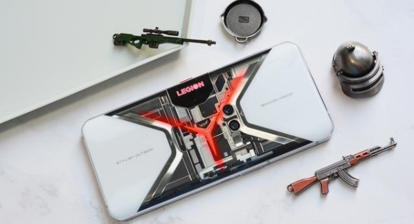 联想|iPhone12不香了！联想亮出5G王牌，16GB运存，配置堪比电脑