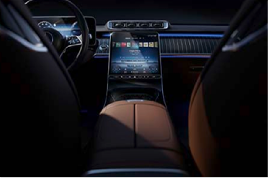全新奔馳S級車內飾官方曝光，整車多屏幕聯動，科技感爆棚-圖2