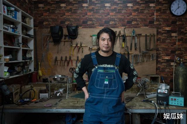 央视|国庆最火网红：连亲妈都看不上他，凭什么被央视吹爆？