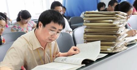 考试|你以为高考最紧张的是学生，其实最紧张的是老师，这是为何？