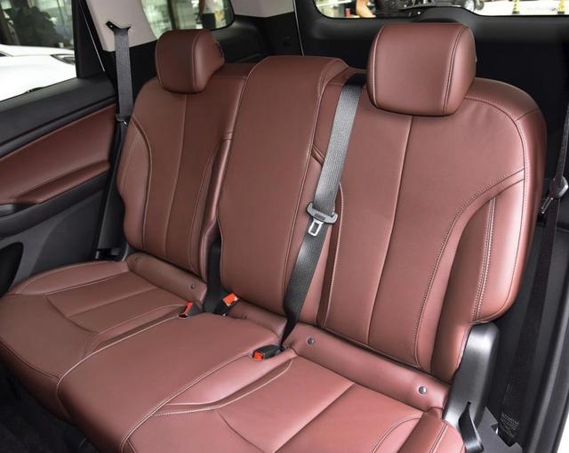 吉利嘉际■开完吉利嘉际,再开别克GL6,车主:对比后差距一目了然