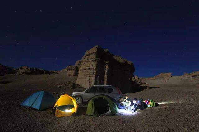 西藏|自驾西藏,必须经过800公里的无人区,应如何度过这段恐怖的公路?