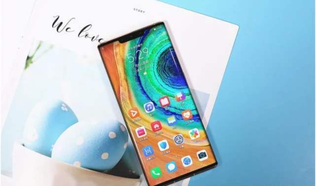 『芯片』?华为手机也分三六九等，2个系列放心买，“这个”系列建议别入手