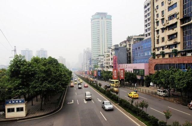 重庆|国内最适合穷游的城市，人均消费仅800元，还是一座网红城市