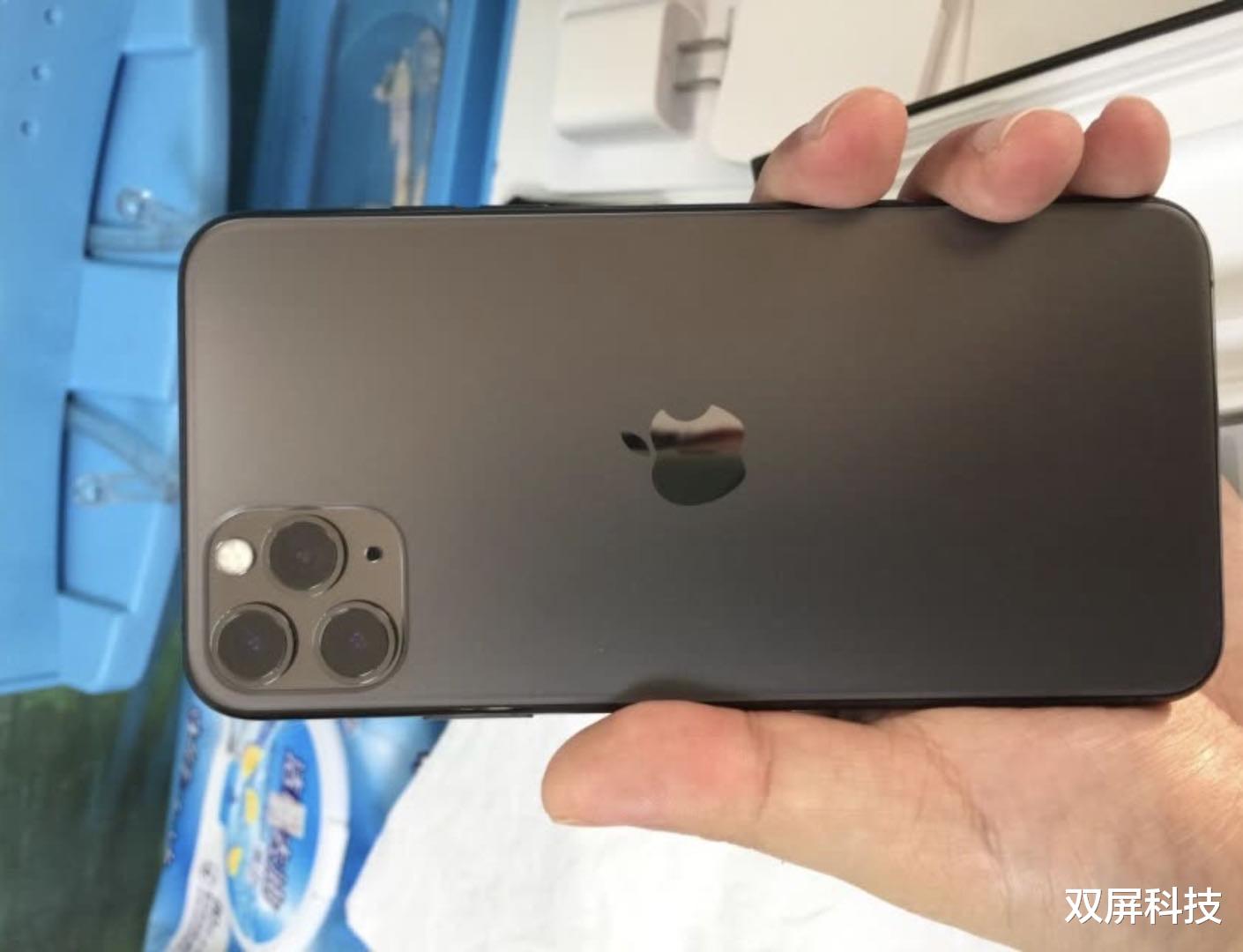 #5G#大降2100元，苹果A13+256GB存储+iOS13，网友：终于等到了！