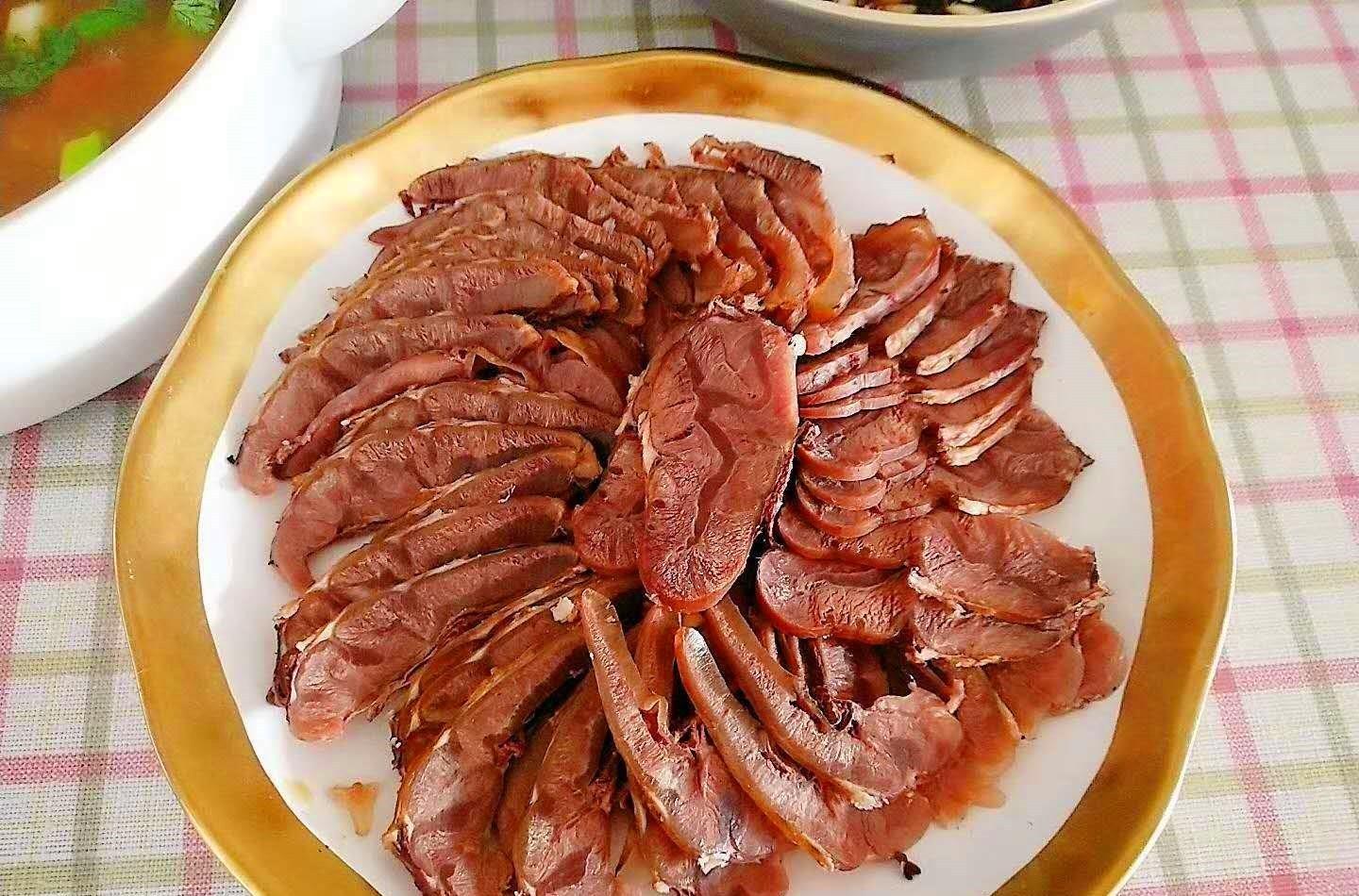 牛肉|晒70后空巢中年人的午餐，1个人吃饭也不糊弄，网友：精致男人！