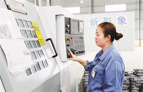 芯片|昔日压同行成“国之重器”，今负债789亿轰然倒下，我国科企陷寒冬