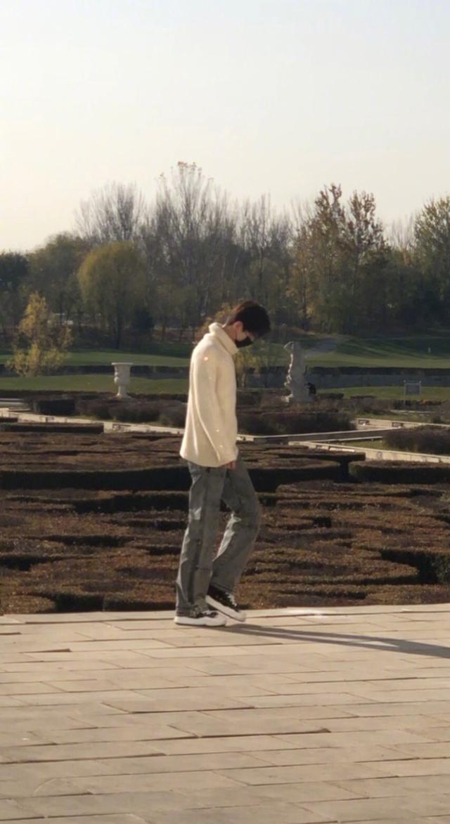 白敬亭|《明星大侦探》第六季路透曝光，白敬亭太帅了，刘昊然傻得可爱