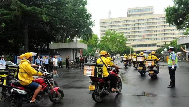 滴滴出行|美团和滴滴用户这么多，使用率这么高，为什么却一直在亏损？