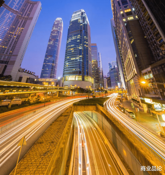 万达|世界上最能赚钱的大楼，花17年建成，每年租金顶100个万达